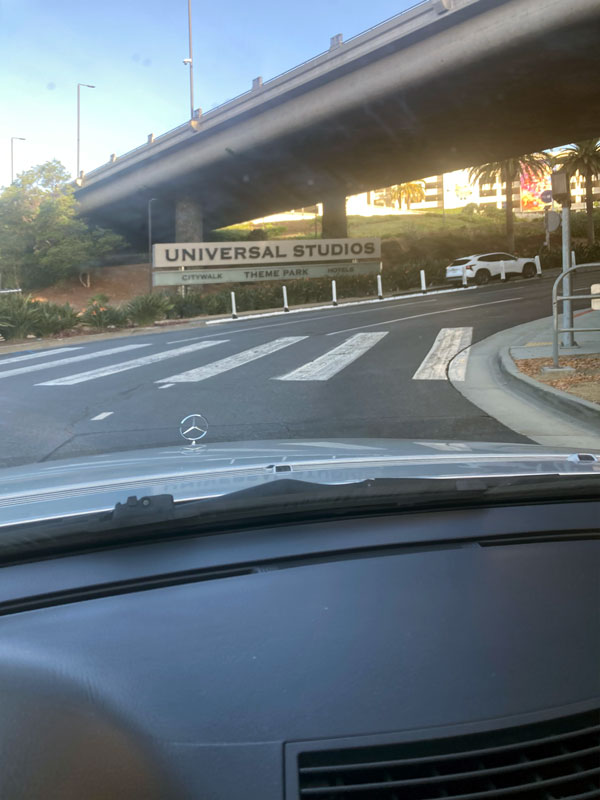 Foul plumbing smell, Universal Studio, California