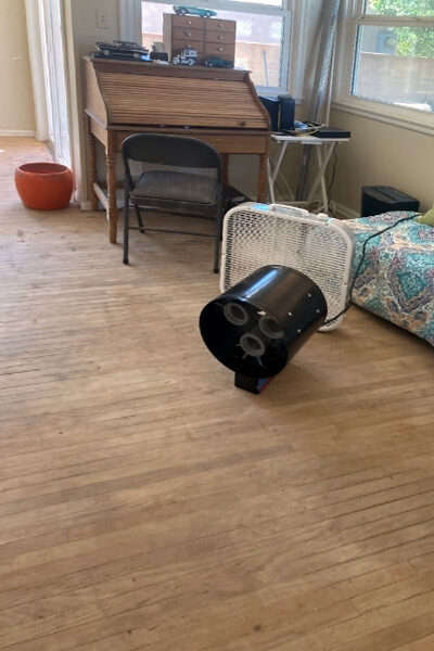 Removed cat pee smell from a home in North Hollywood, CA.